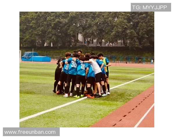 上海足球队以80分领跑杯赛积分榜展现强劲实力和夺冠希望