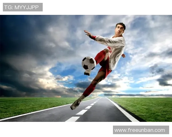 足球明星的运动偏好揭秘他们热爱的其他运动项目与兴趣 足球明星的运动偏好揭秘他们热爱的其他运动项目与兴趣